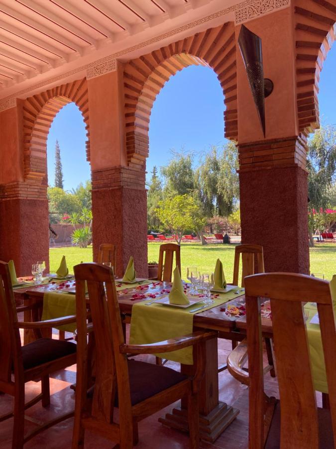 Отель Les Jardins De Marrakech Ouled Moumen Экстерьер фото