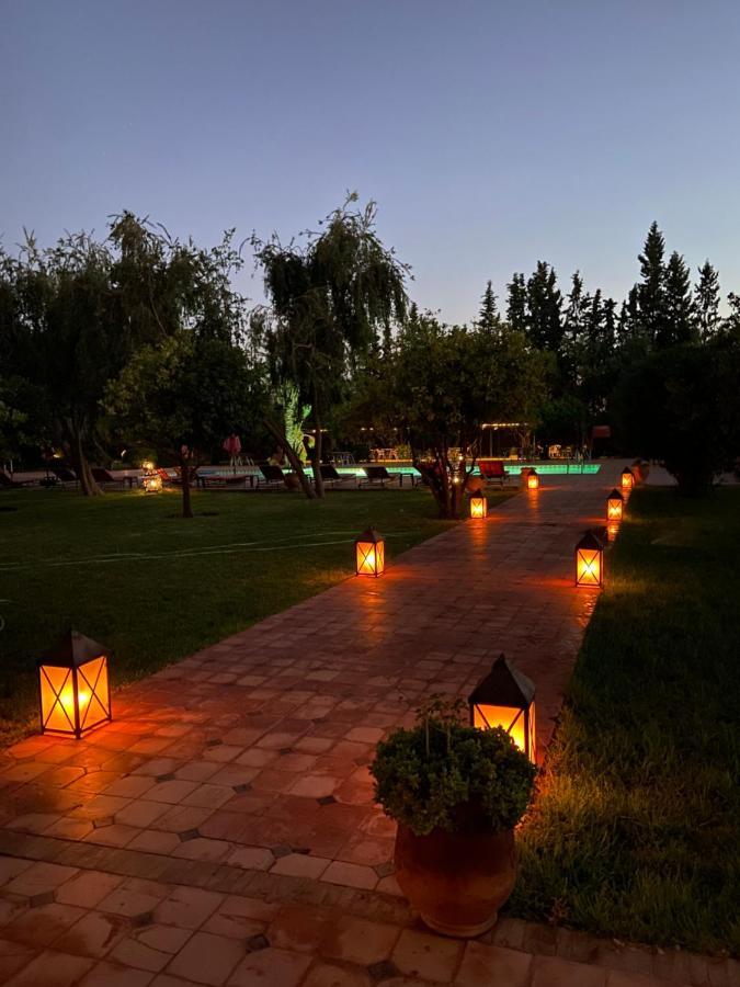 Отель Les Jardins De Marrakech Ouled Moumen Экстерьер фото